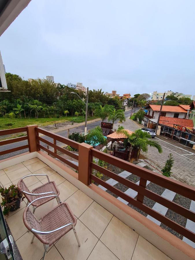 الشقق الفندقية بومبينهاسفي  Residencial Salmao المظهر الخارجي الصورة